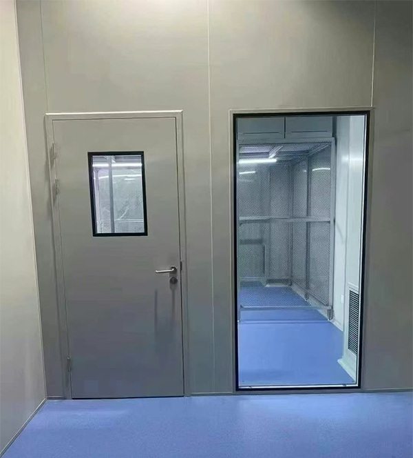 学校教学楼完成会宁防火门标准化安装