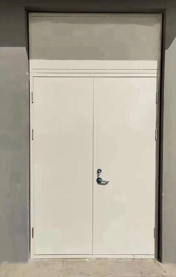 展览馆项目完成大跨度会宁防火门安装